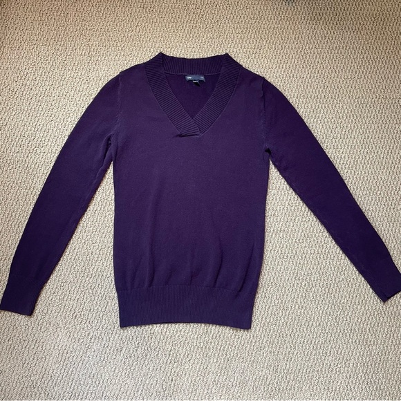 Gap Factory Sweater - Picture 2 of 4